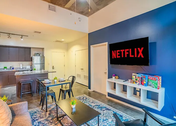 Apartment Roosevelt Row Dt Gym Pool Parking Balcony Wd *